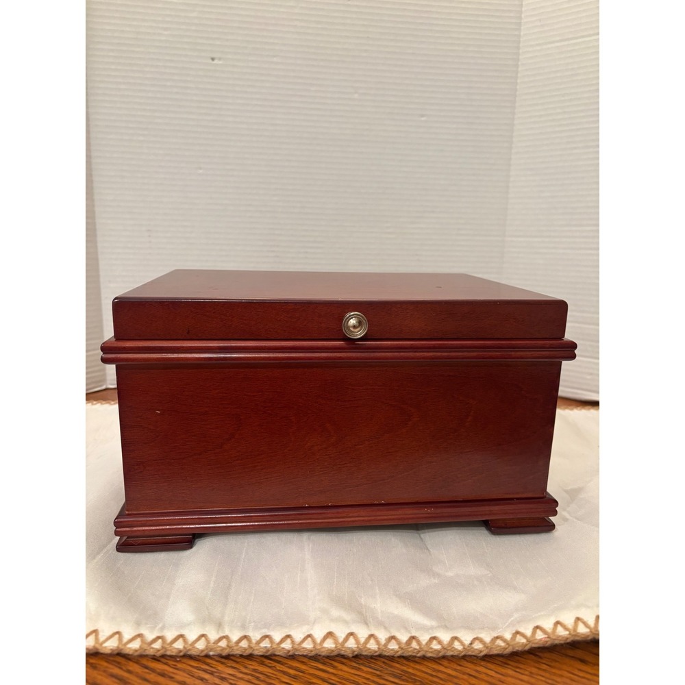 Reed & Barton Mahogany Finish Wood Jewelry Box Mirror Removable Tray Footed 2010